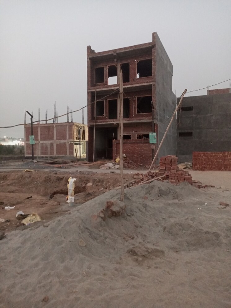 Exterior View, skb-crossings-republik  100 Sq.Yd. Plot In Pratap Vihar Ghaziabad 7794349