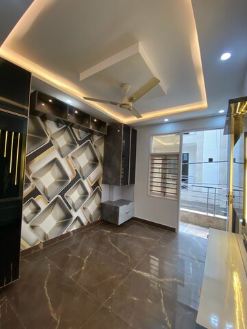 3 BHK Builder Floor For Sale in Raja Puri