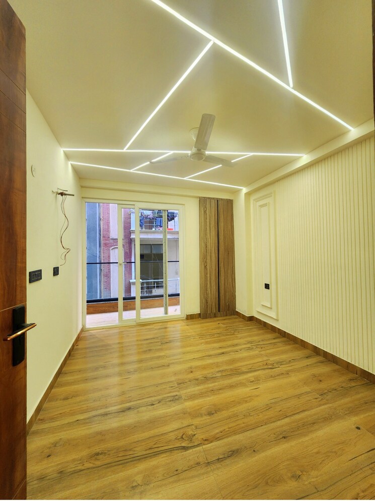 Room, chattarpur 3 Bedroom 150 Sq.Yd. Builder Floor In Chattarpur Delhi 7794389