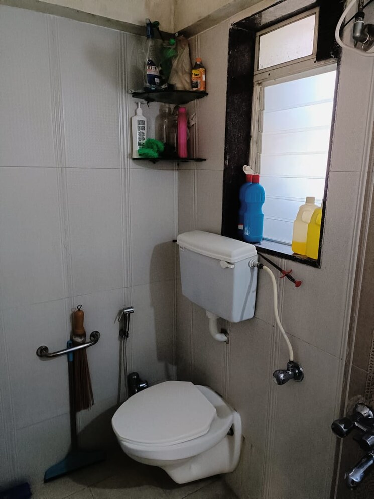 Bathroom, ssakash-chandralekha-chsl 2 Bedroom 702 Sq.Ft. Apartment In Dahisar East Mumbai 7794475