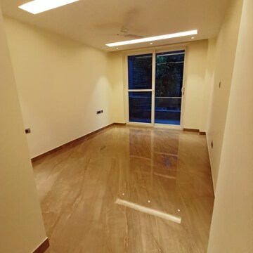 Master Bedroom in 4 BHK Builder Floor at Aradhya Homes, Sector 67a – for Rent