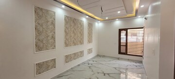 Room in 3 BHK Independent House at Sector 123 – for Sale