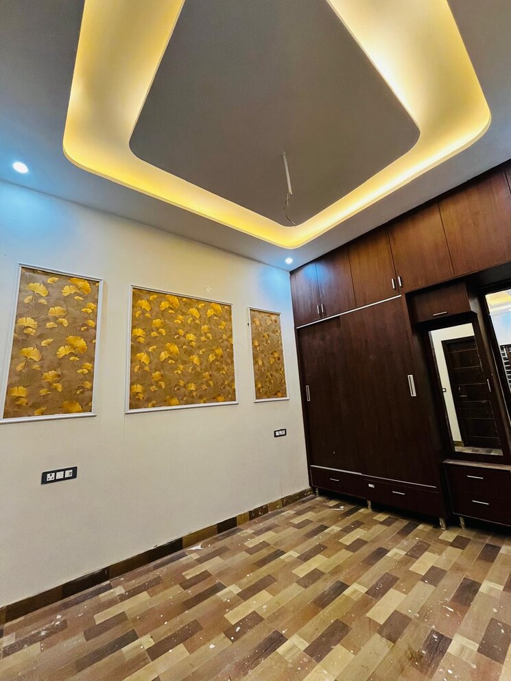 Room, sector 124 3 Bedroom 105 Sq.Yd. Independent House In Sector 124 Mohali 7794560