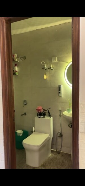 Bathroom in 2.5 BHK Builder Floor at Amolik Residency, Sector 86 – for Sale