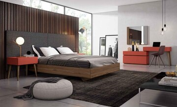 Bedroom in 4 BHK Builder Floor at Shalimar Bagh – for Sale