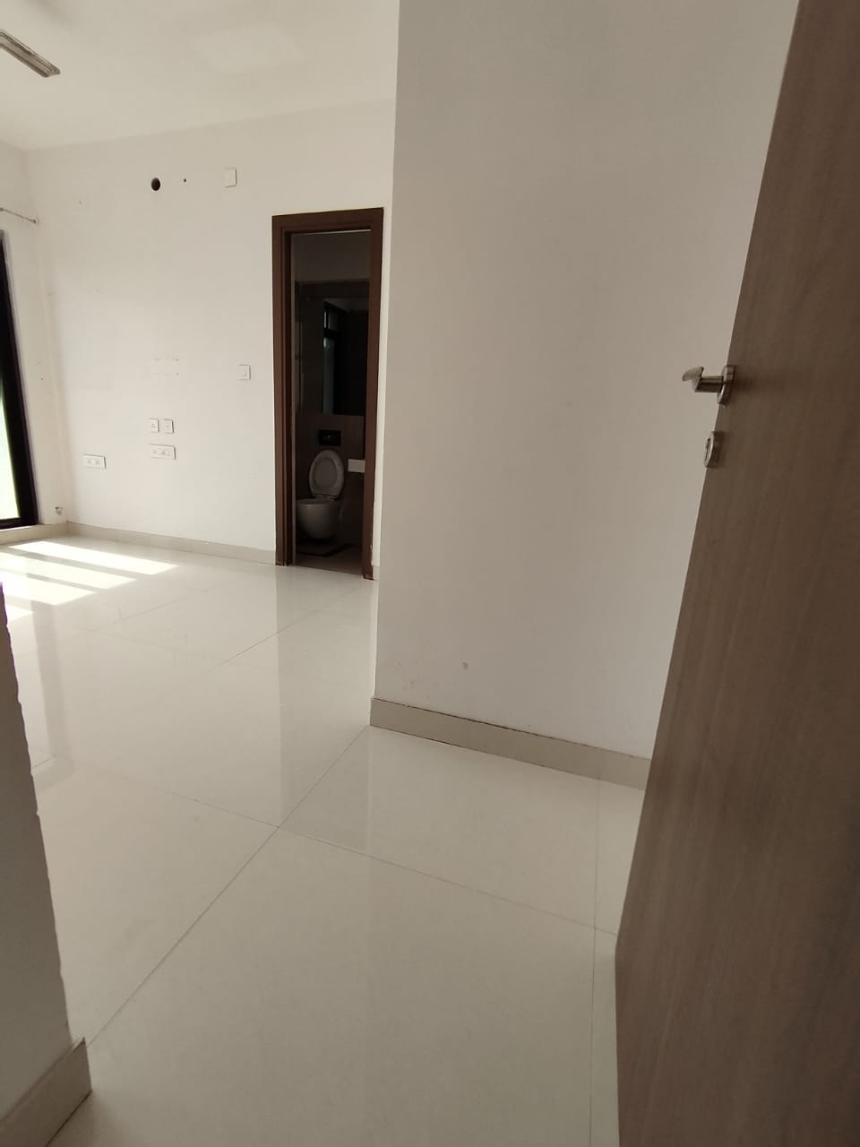 3 BHK Apartment For Sale in Sunteck Avenue 2