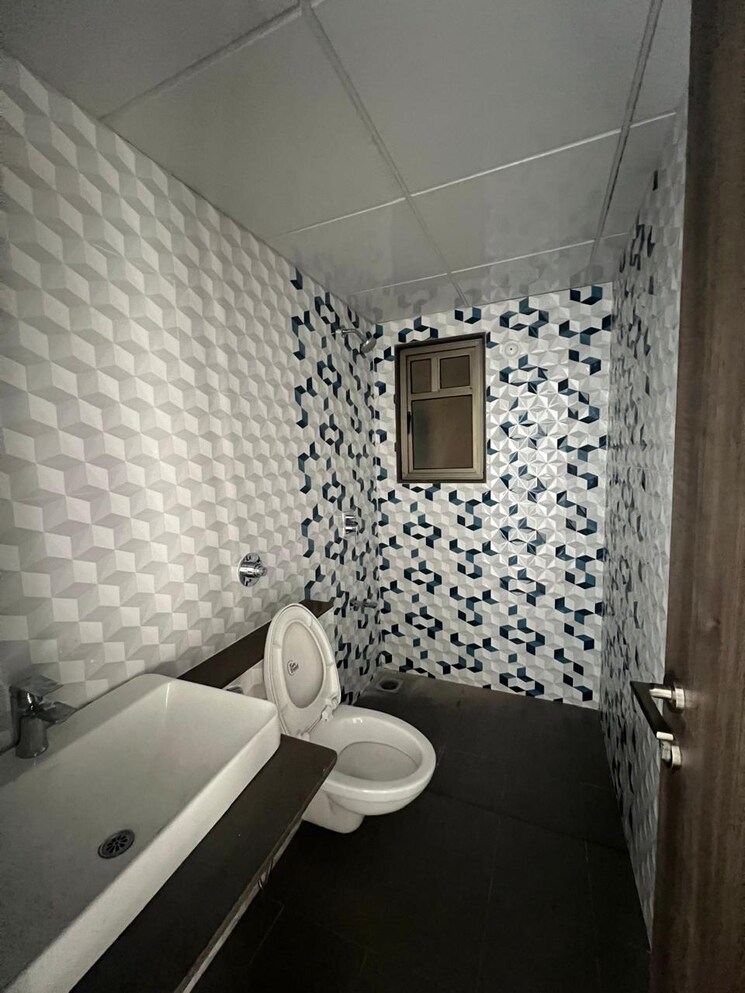 Bathroom, bramhacorp-the-collection 2 Bedroom 751 Sq.Ft. Apartment In Kalyani Nagar Pune 7794615