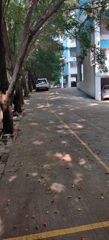 Parking in 2 BHK Apartment at Kumar Palms, Kondhwa – for Sale