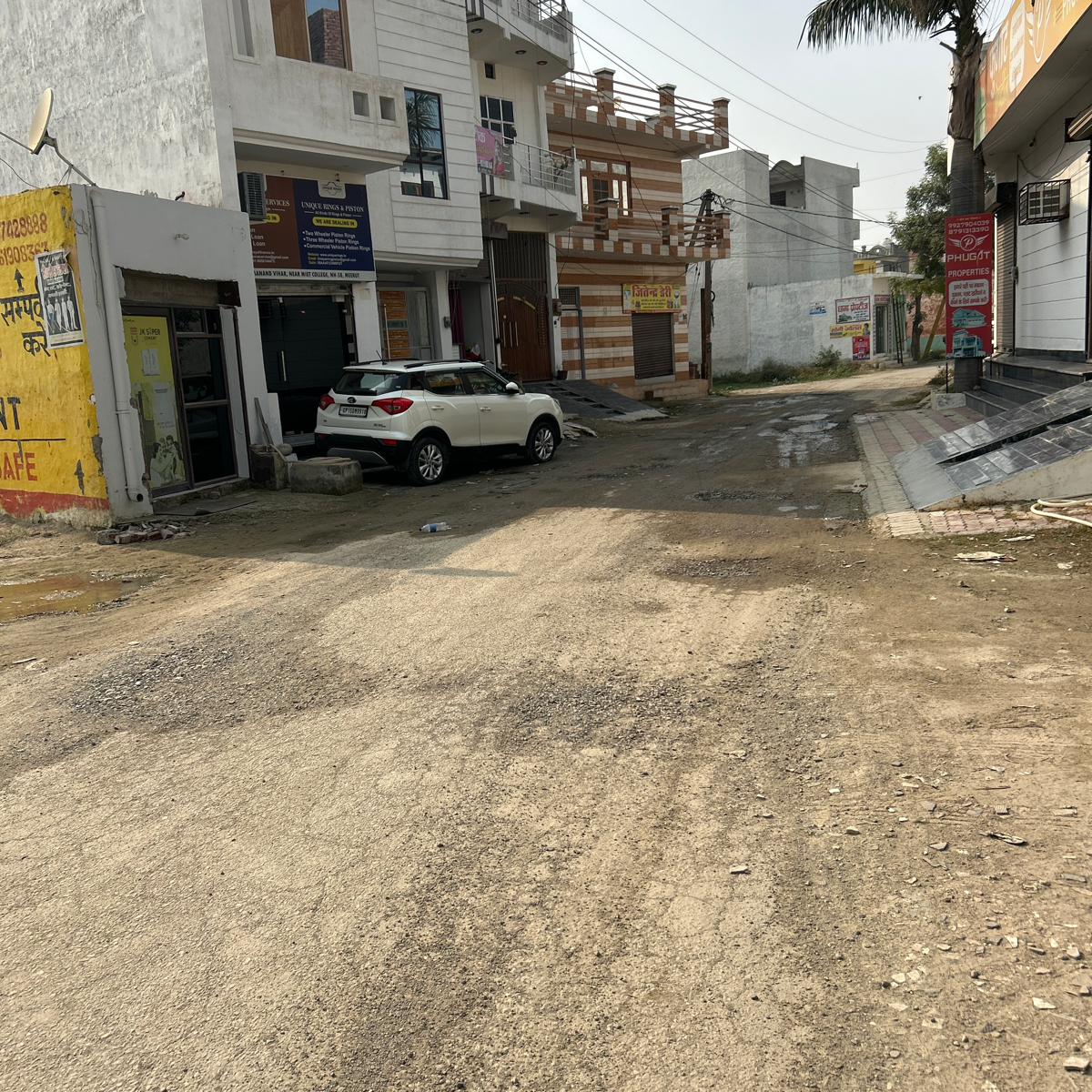 Plot For Sale in Aanad Vihar 