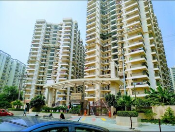 2 BHK Apartment – Exterior View View at Gaurs 16th Parkview Independent Floors, Sector 19 Yamuna Expressway - for Sale