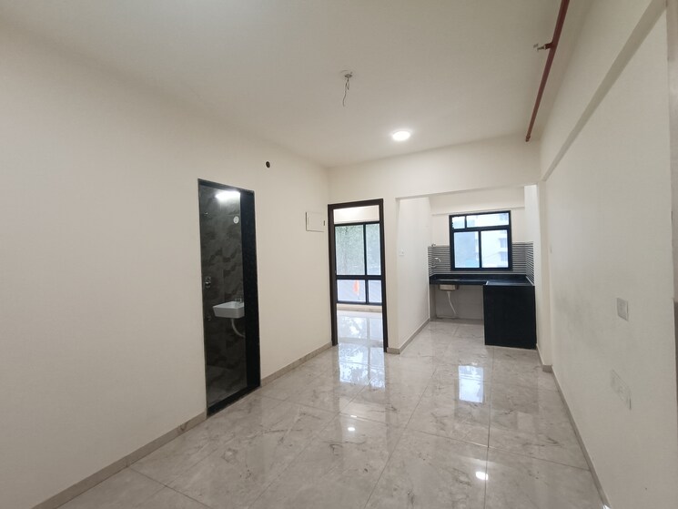 Room, maruti-towers 2 Bedroom 600 Sq.Ft. Apartment In Kandivali East Mumbai 7794918