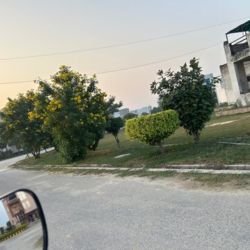 Parking in  Plot at Meerut Cantt – for Sale