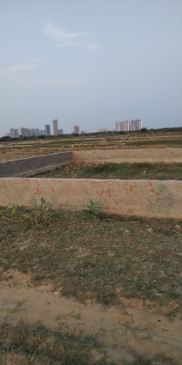 undefined, sector 153  131 Sq.Yd. Plot In Sector 153 Noida 7795286