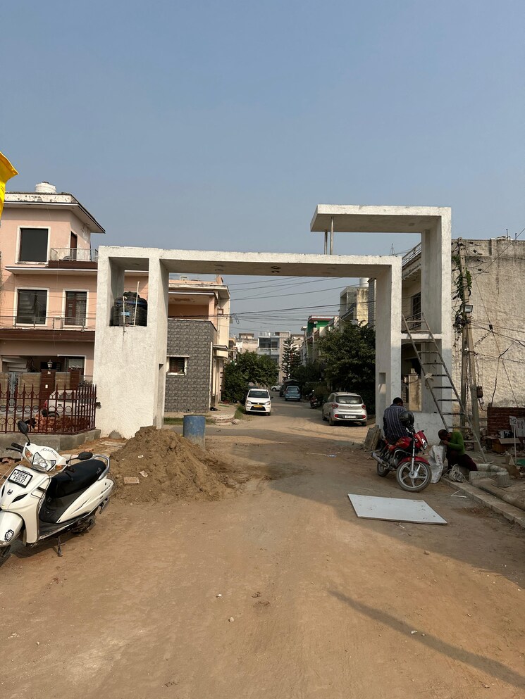 Exterior View, kharar road  120 Sq.Yd. Plot In Kharar Road Mohali 7795482