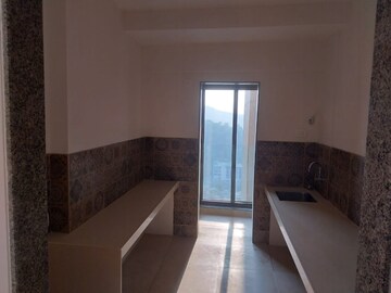 Room in 3 BHK Apartment at Kanakia Silicon Valley, Powai – for Sale