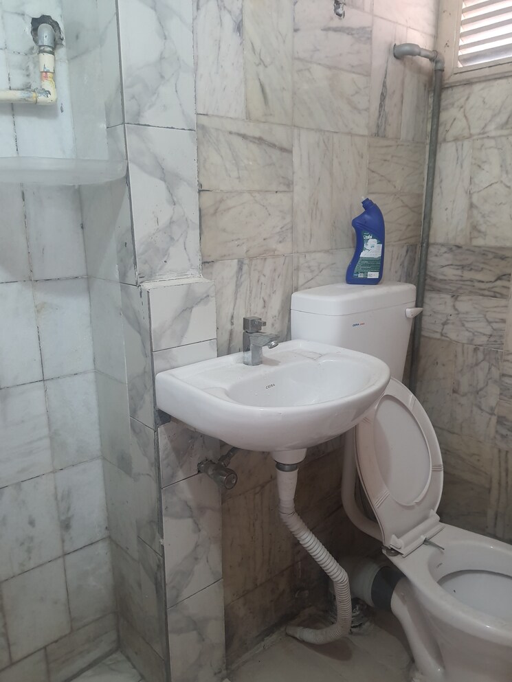 Bathroom, jakhu 5 Bedroom 2900 Sq.Ft. Penthouse In Jakhu Shimla 7795816