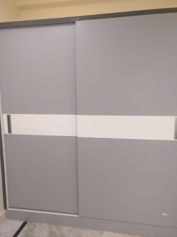 रेसिडेंशियल फ्लैट वर्ग फुट फॉर रेंट इन डन्डहेरा ग़ाज़ियाबाद  7795813