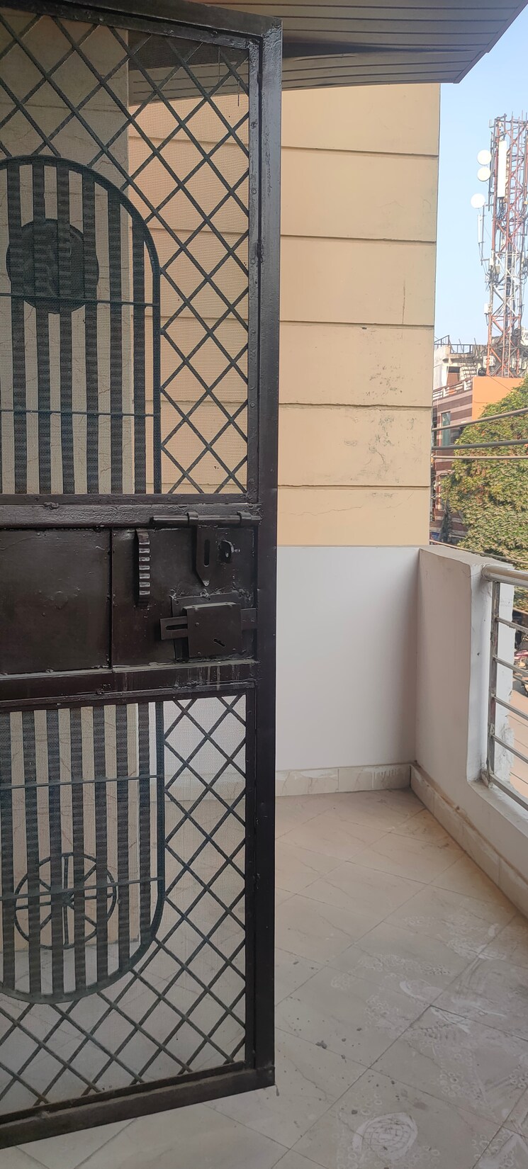 Balcony, rwa-federation 1 Bedroom 600 Sq.Ft. Builder Floor In Vaishali Sector 5 Ghaziabad 7795834