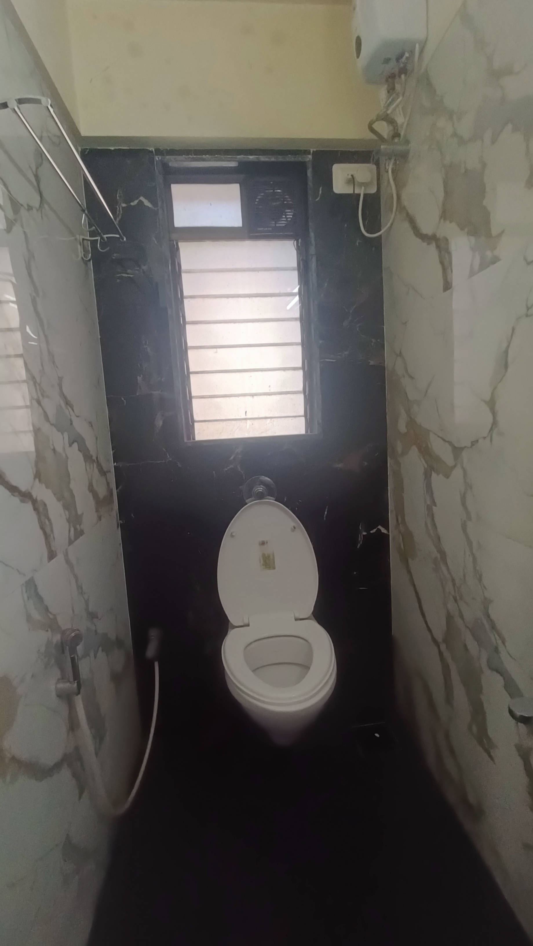 1.5 BHK + Study Room Apartment For Sale in Akansha Chs