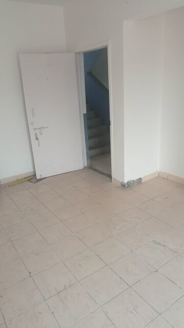 Room in 2 BHK Apartment at Kharghar – for Rent