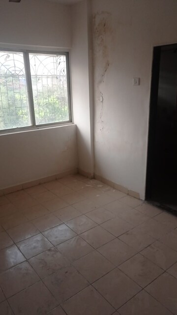 Room in 2 BHK Apartment at Kharghar – for Rent