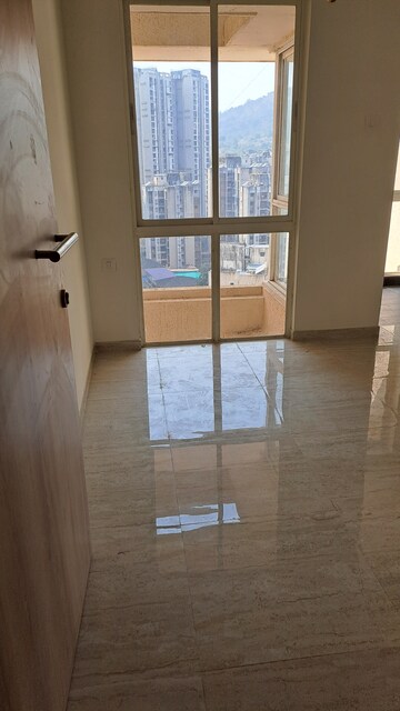 Room in 2 BHK Apartment at Puraniks Tokyo Bay, Kasarvadavali – for Sale
