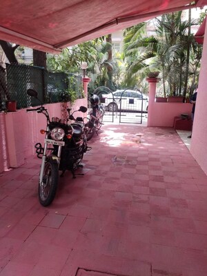 Parking in 4 BHK Villa at Ramesh Hermes Heritage Row Houses, Shastrinagar – for Rent