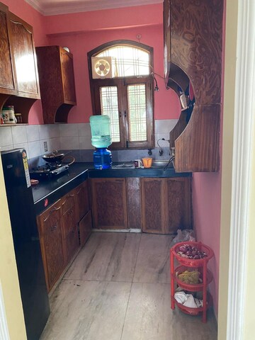 Furnished Amenities in 3 BHK Independent House at Sector 48 – for Sale