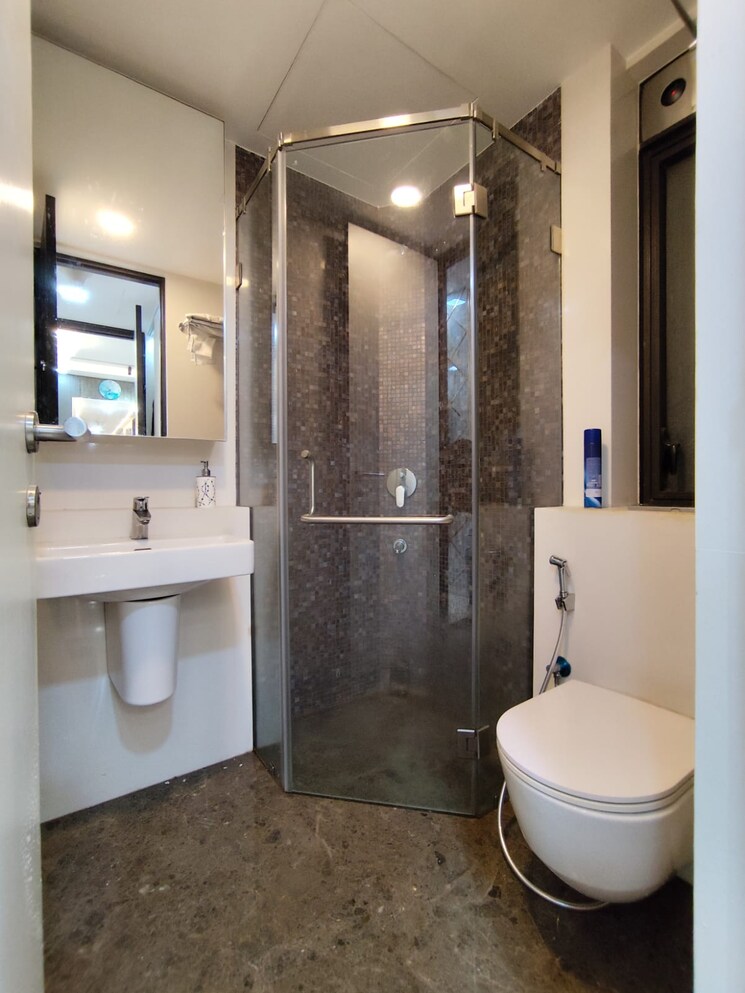 Bathroom, lodha-marquise 4 Bedroom 1467 Sq.Ft. Apartment In Worli Mumbai 7796498