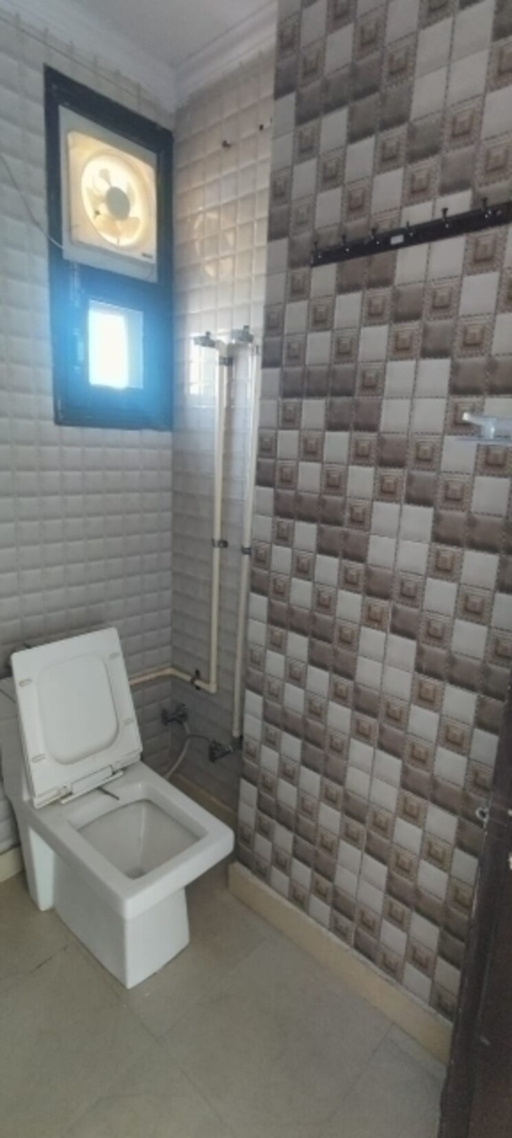 Balcony, dwarka 3 Bedroom 1200 Sq.Ft. Builder Floor In Dwarka Delhi 7796579