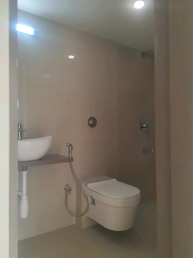 Bathroom, raj-yashwant-prestige 4 Bedroom 1438 Sq.Ft. Apartment In Virar West Palghar 7796641