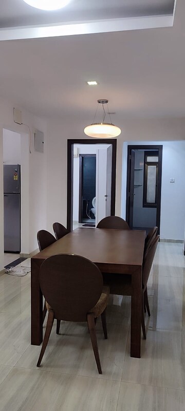 Room in 2 BHK Apartment at Lalani Grandeur, Goregaon East – for Rent