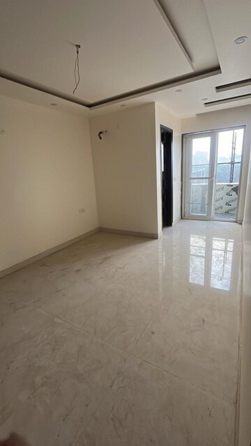 Room in 3 BHK Independent House at Puri Kohinoor, Sector 89 – for Sale