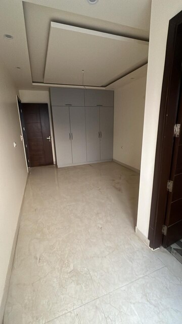 Room in 3 BHK Independent House at Puri Kohinoor, Sector 89 – for Sale