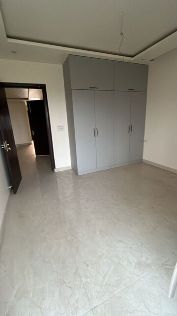Room in 3 BHK Independent House at Puri Kohinoor, Sector 89 – for Sale