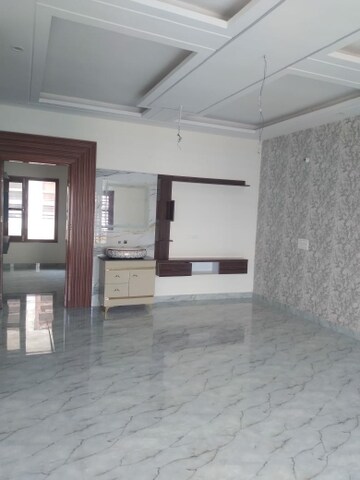 Room in 4 BHK Independent House at Kharar Mohali Road – for Sale