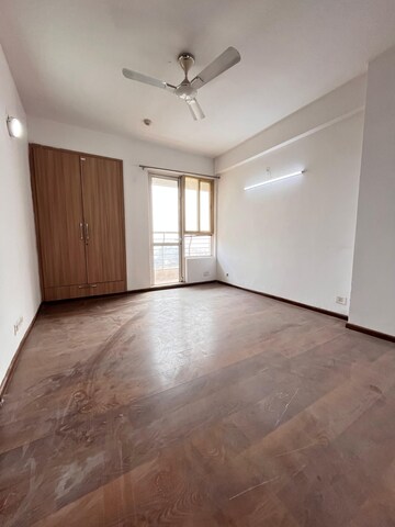 3 BHK Builder Floor For Rent in Elite Golf Green, Sector 79