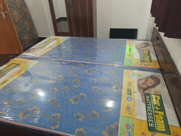 Bedroom in 6+ BHK Independent House at Vijay Nagar Colony – for Sale