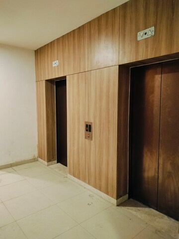 Room in 3 BHK Apartment at Ireo The Corridors, Sector 67a – for Sale