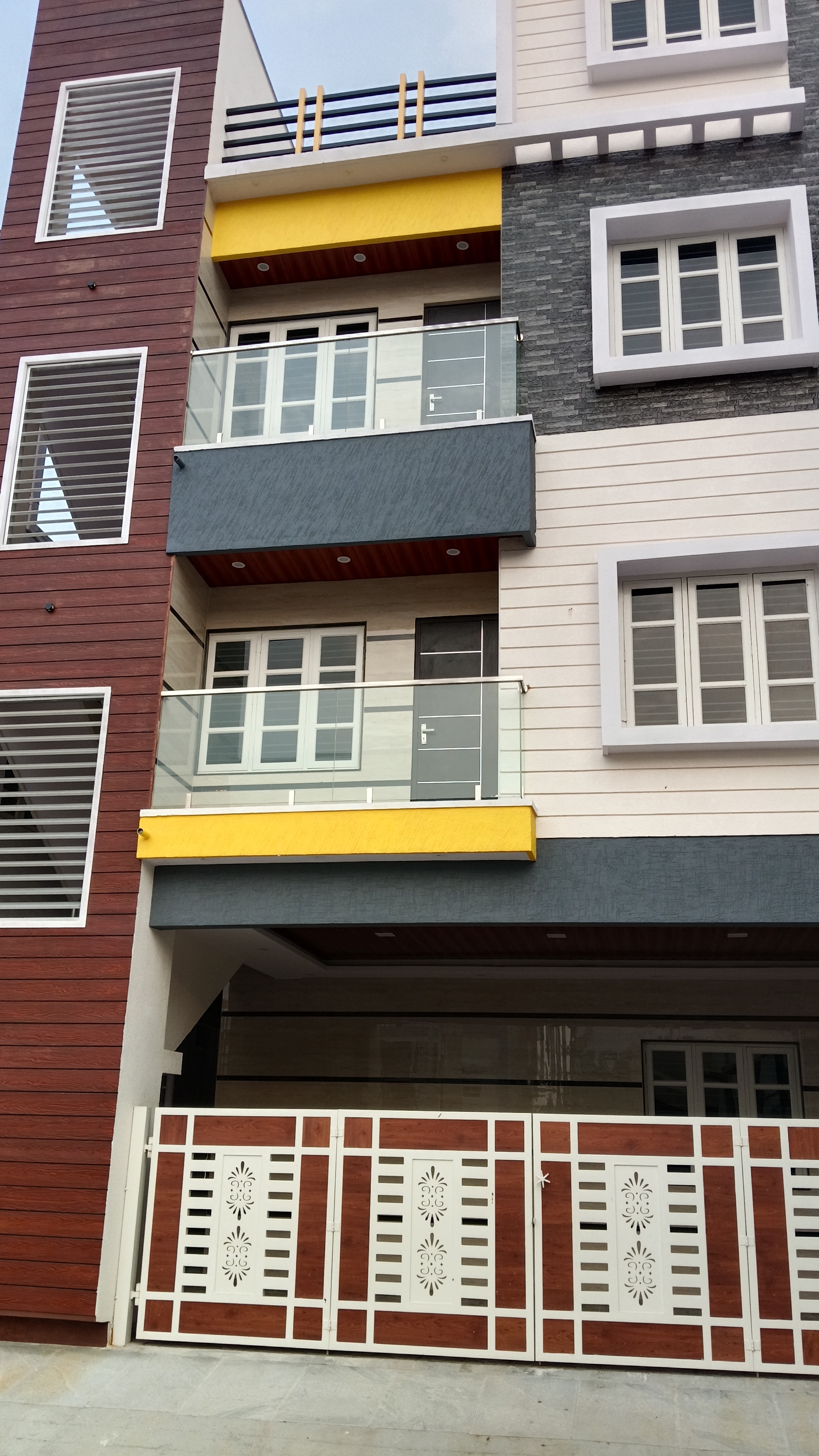 6+ BHK + Pooja Room,Servant Room,Study Room Independent House For Sale in Independent House 