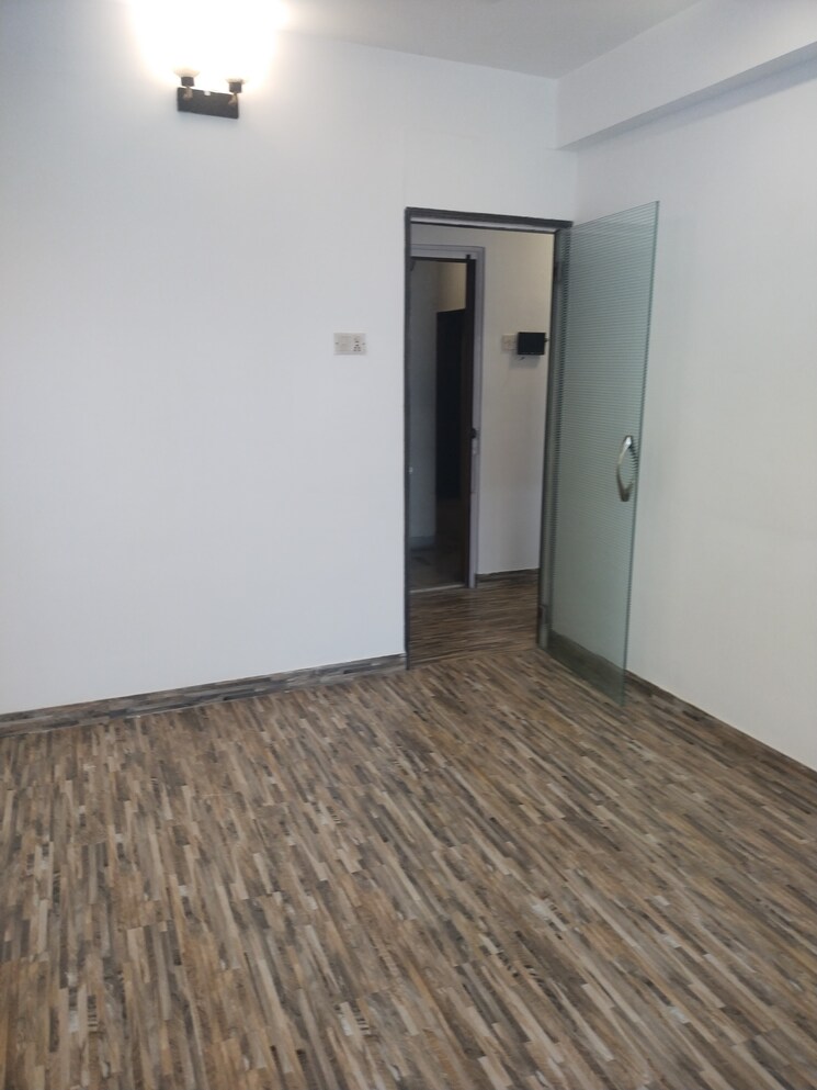 Room, prabhadevi 1 Bedroom 550 Sq.Ft. Apartment In Prabhadevi Mumbai 7797680