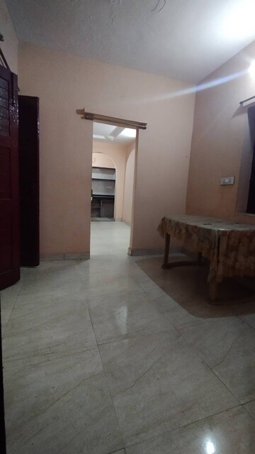 Room in 2 BHK Apartment at Paschim Vihar – for Sale