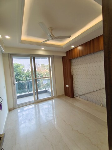Room in 3 BHK Apartment at Godrej Lakeside Orchard, Sarjapur Road – for Sale