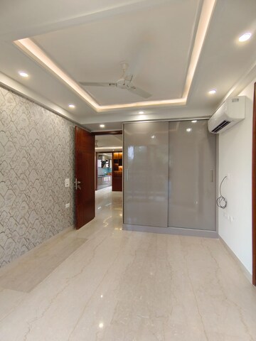 Building Lobby in 3.5 BHK Apartment at Godrej Lakeside Orchard, Sarjapur Road – for Sale