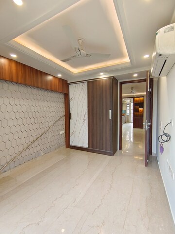 Bedroom in 3.5 BHK Apartment at Godrej Lakeside Orchard, Sarjapur Road – for Sale