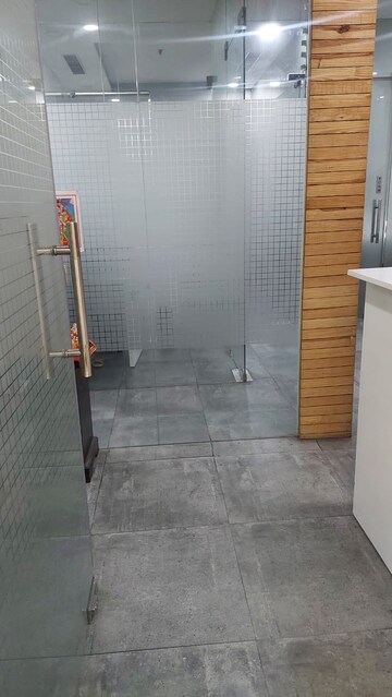   Office Space at MGF Metropolis Mall, Mg Road – for Sale