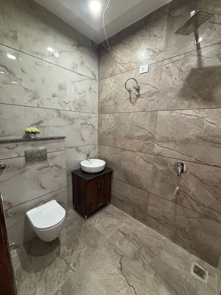 Bathroom, mohali sector 125 4 Bedroom 990 Sq.Ft. Independent House In Mohali Sector 125 Chandigarh 7798031