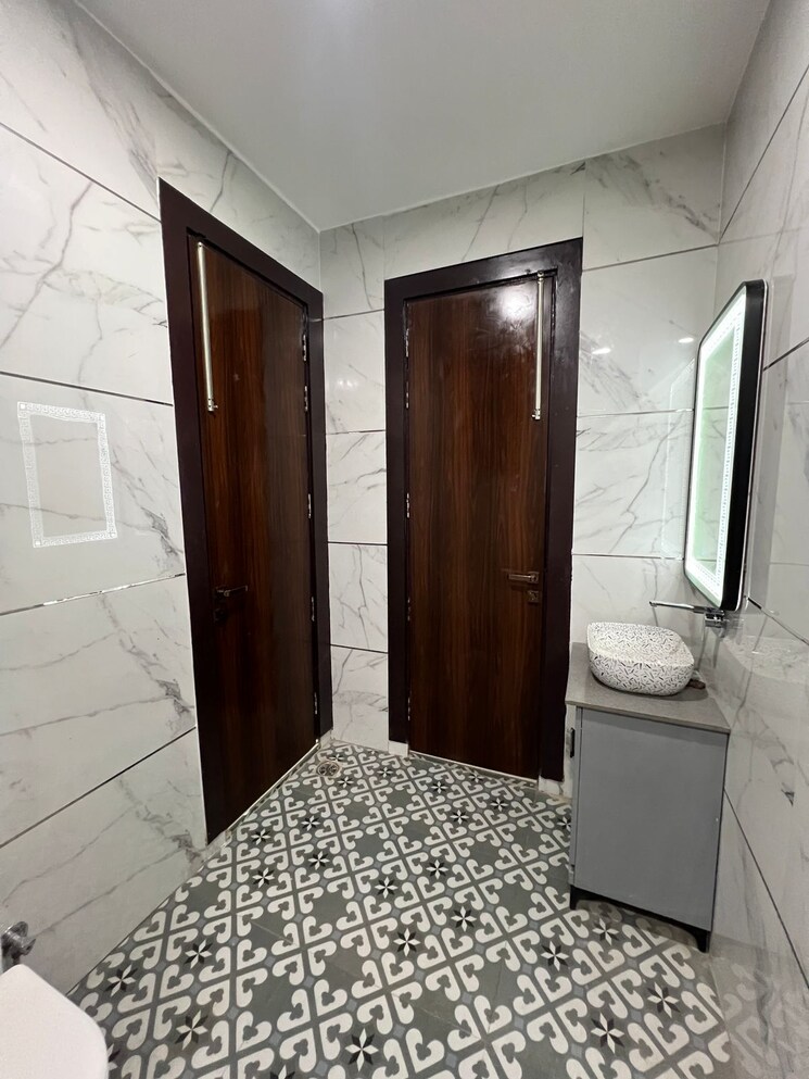 Bedroom, vasundhara sector 5 4 Bedroom 1800 Sq.Ft. Builder Floor In Vasundhara Sector 5 Ghaziabad 7798074