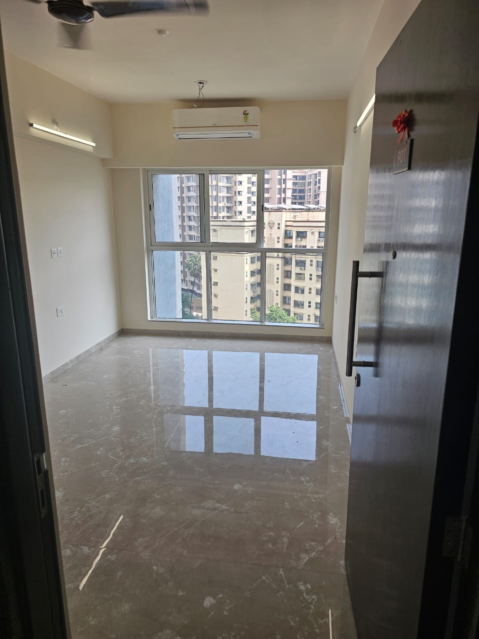 1 BHK Apartment For Rent in LnT Veridian Powai Mumbai  7798200