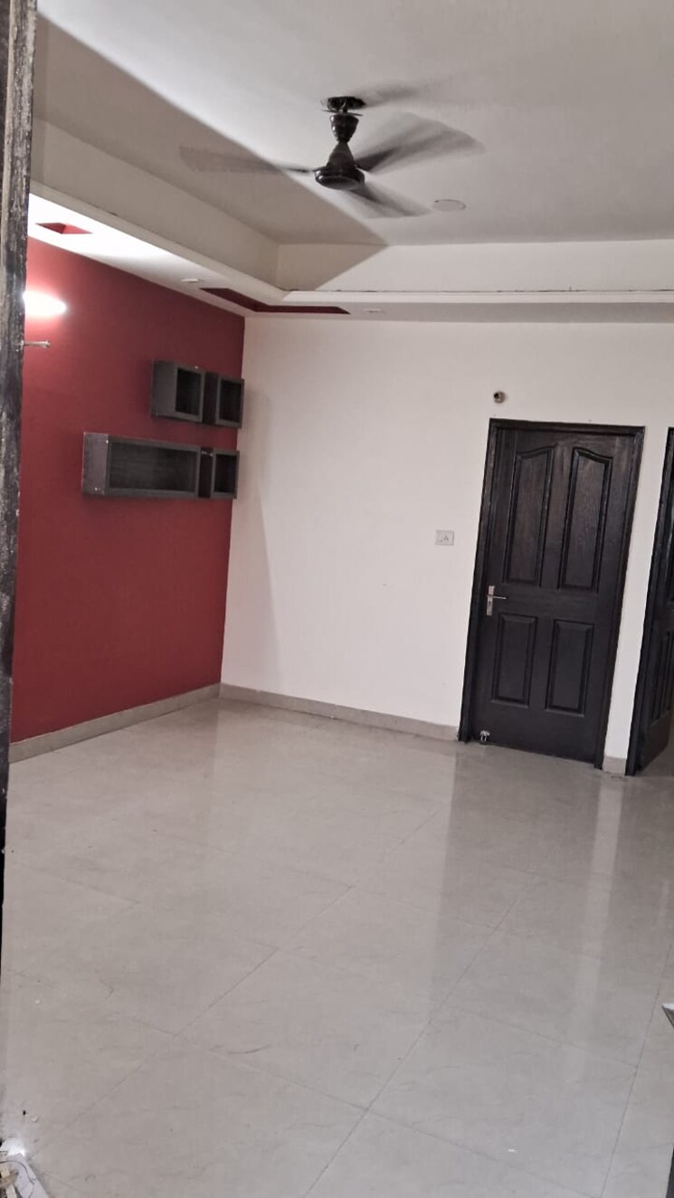 Room, abcz-east-avenue 2 Bedroom 1045 Sq.Ft. Apartment In Sector 73 Noida 7798222